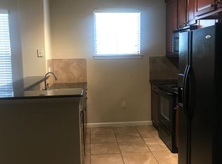 912 Charo Pkwy UNIT 215, Davenport, FL 33897
