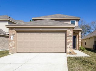 380 Upper Creek Dr, Willis, TX 77378