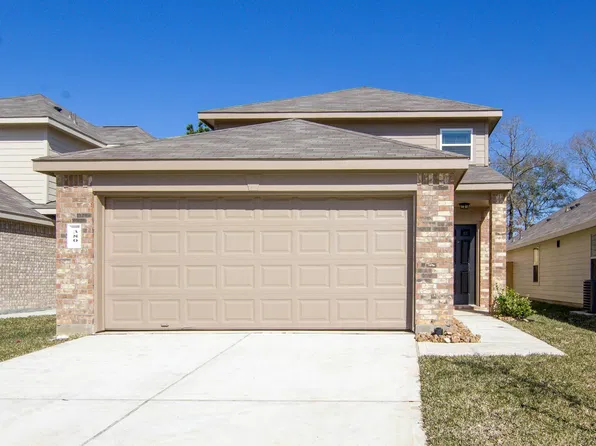 380 Upper Creek Dr, Willis, TX 77378