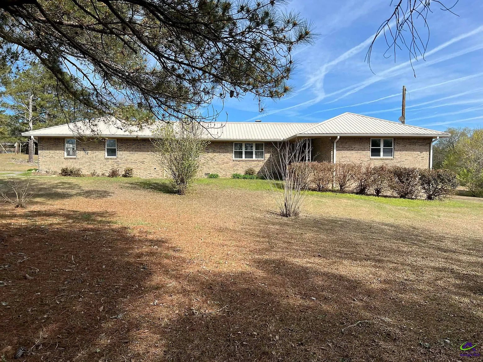 210 Avera Rd photo 1