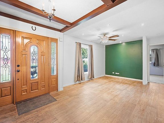 5th image of 807 Fern Dr