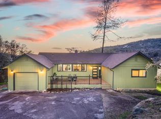 42442 Buckeye Rd, Oakhurst, CA 93644