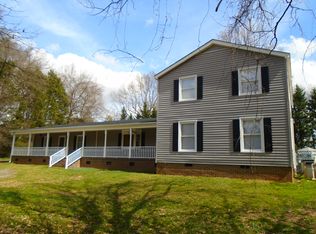 122 Hillcrest Ave, Clover, SC 29710