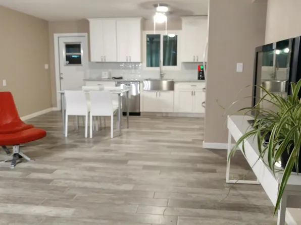 813 W 19th St, Tempe, AZ 85281
