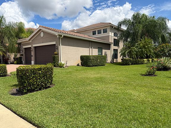 2nd image of 3296 Pacific Dr