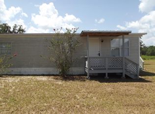 161 W Strickland Rd, Interlachen, FL 32148