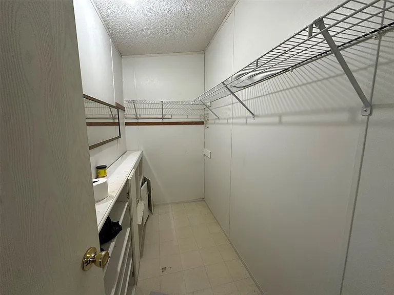 35 Amber Dr — Photo 10