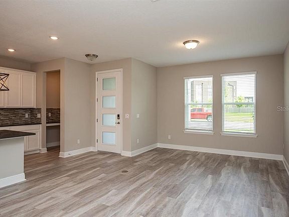 3rd image of 7145 Carrickbend Ln