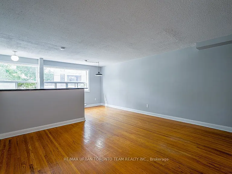 1346 Queen St E #1 — Photo 3