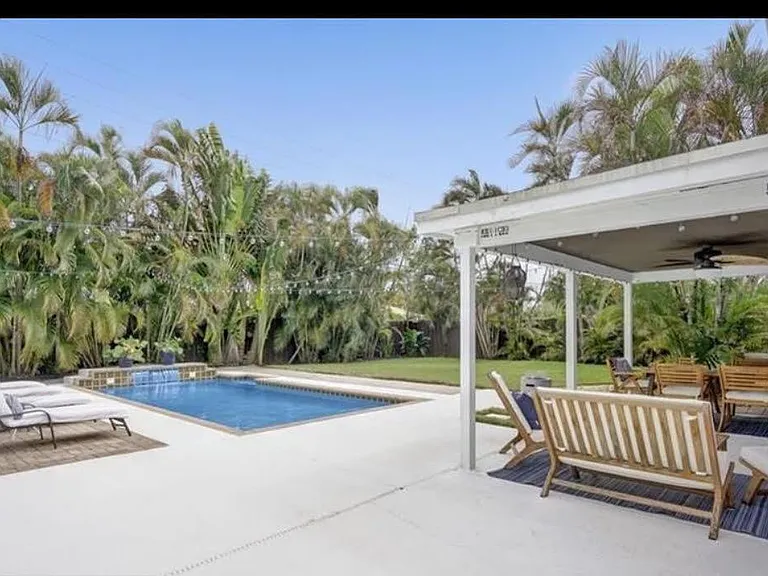1189 W Camino Real — Photo 6