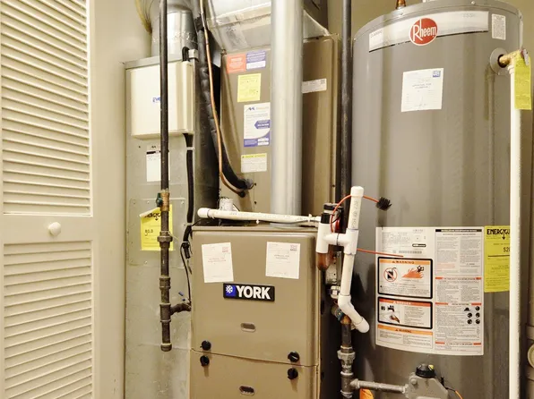 19 Marina Drive image 39 of 50