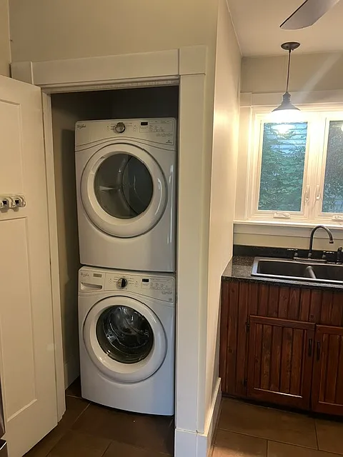2 bed, 450 sqft, $1,575 — Photo 4