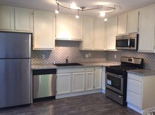 2326 2nd St, Napa, CA 94559