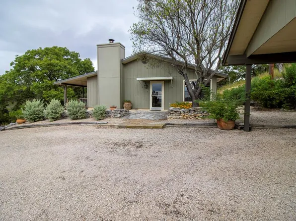 140 Leaning Tree Dr, Kerrville, TX 78028