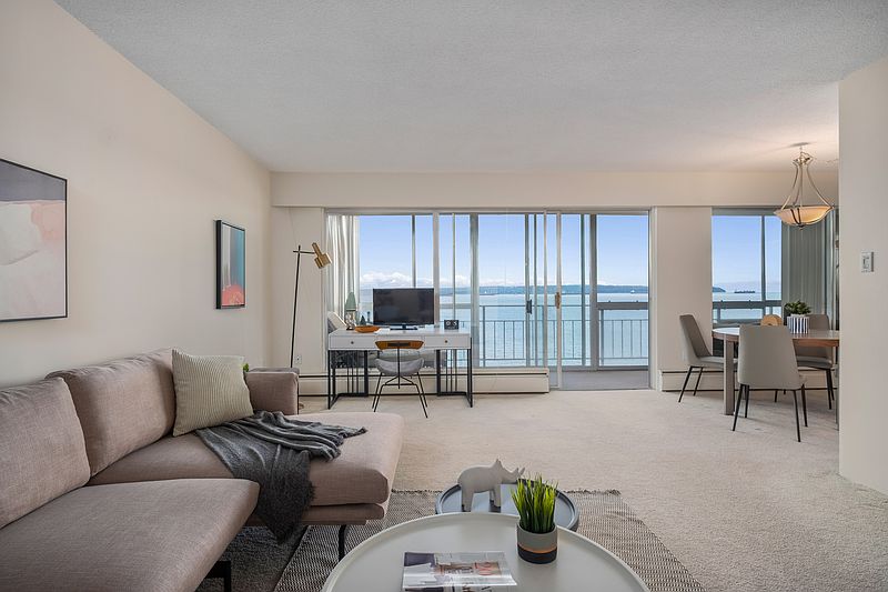 West Vancouver Apartment for rent - 2 Bedrooms — photo 4