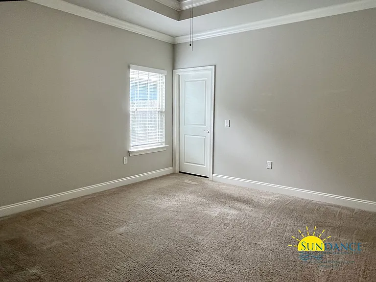 8181 Pamplona St — Photo 5