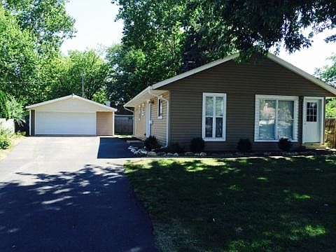 1st image of 739 Navajo Dr