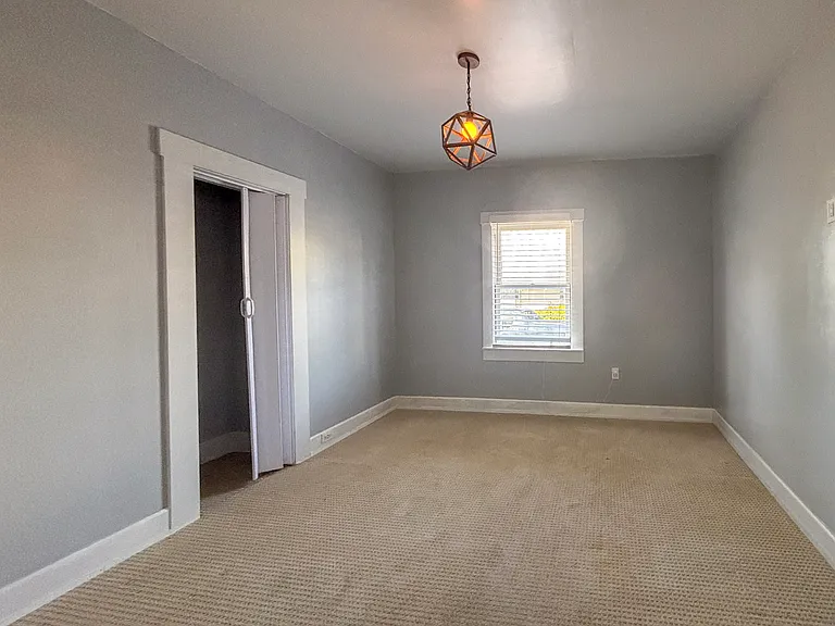 235 SE Lechner St — Photo 42