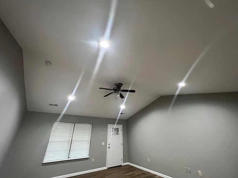 317 Stonegate Dr — Photo 6