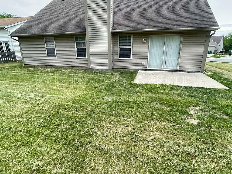 11212 Boston Way — Photo 17