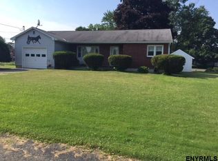 23 Clearview Ct, Cohoes, NY 12047