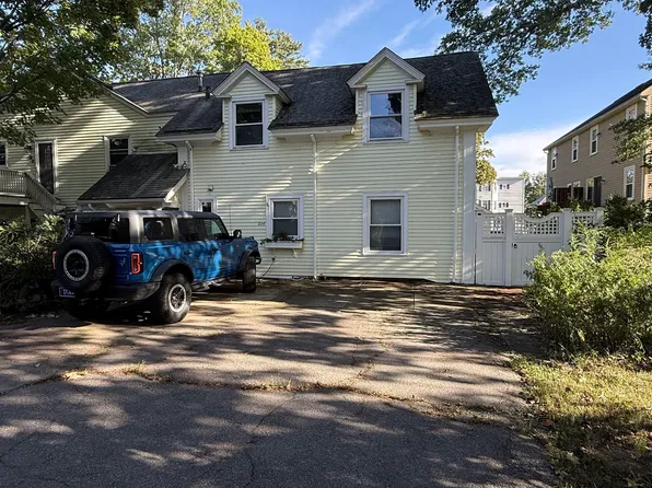 226 County Street U, Attleboro, MA 02703