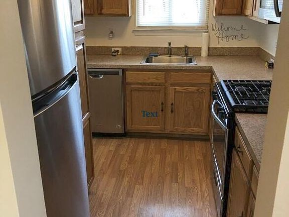 3rd image of 1 Max Place