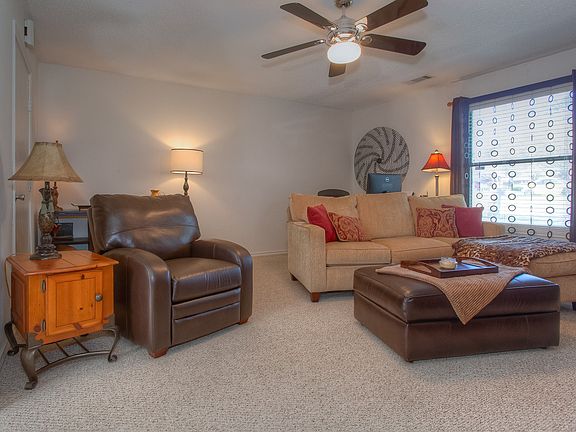 4_2130SunstoneDrive-5.jpg