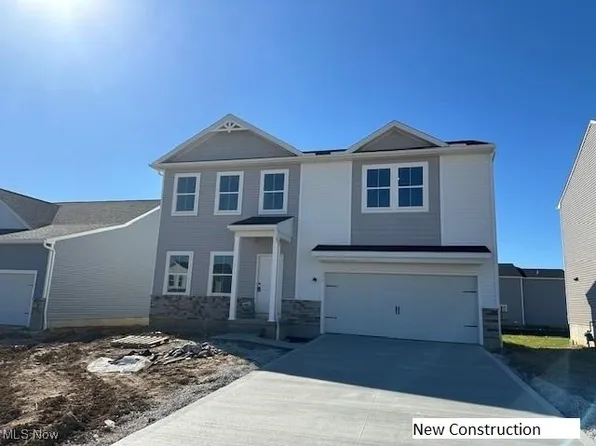 377 Golden Apple Dr NE, Louisville, OH 44641