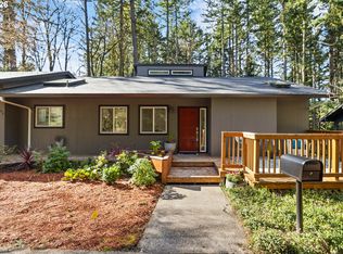 4937 SW Humphrey Park Rd, Portland, OR 97221
