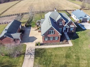 124 Apple Creek Ln, Georgetown, KY 40324