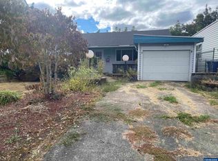 575 23rd St NE, Salem, OR 97301