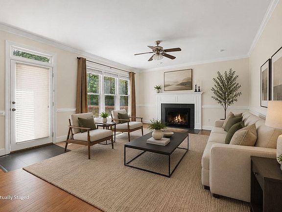 3rd image of 4708 Bartwood Dr
