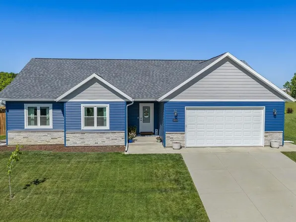 2055 Willow Run, Reedsburg, WI 53959