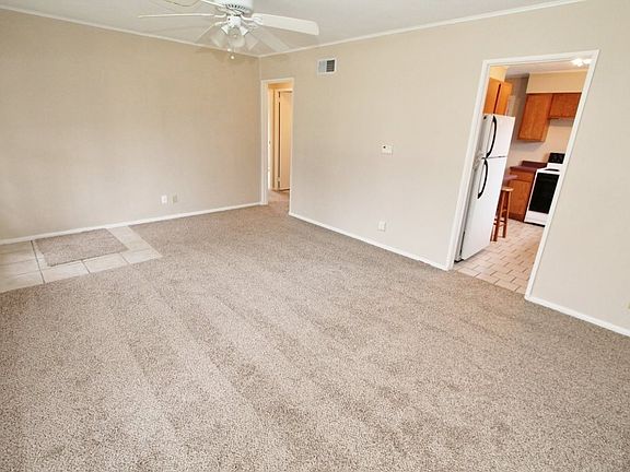 4th image of 306 W Otterbein St