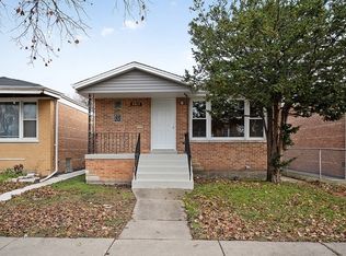 8917 S University Ave, Chicago, IL 60619
