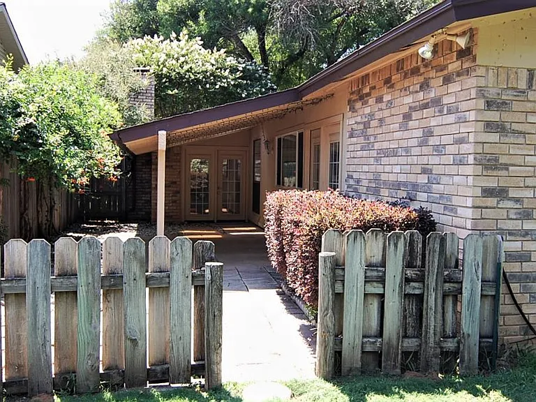 2619 Creekview Dr — Photo 21