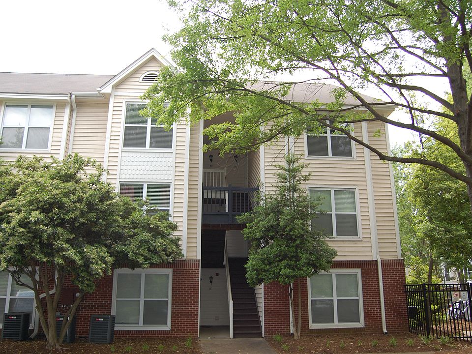1st image of 525 N Graham St Unit 3F