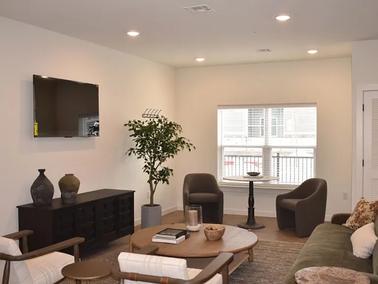 15 North Apartments — Photo 5