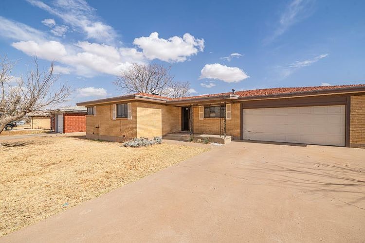 1st image of 4019 Monty Dr