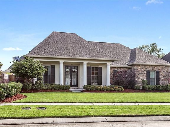 4th image of 217 Lac Cypriere Dr