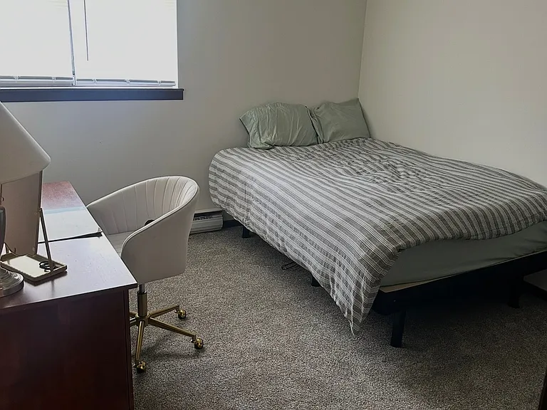 220 Morgan Ct #COURT1C — Photo 2