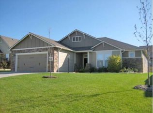 5209 Carson Pl, Lawrence, KS 66049