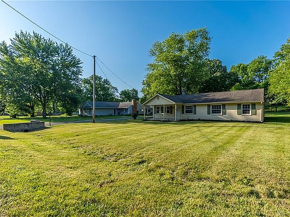 4th image of 3587 Cedarwood Ln