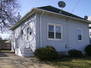 269 Summit St, Elgin, IL 60120