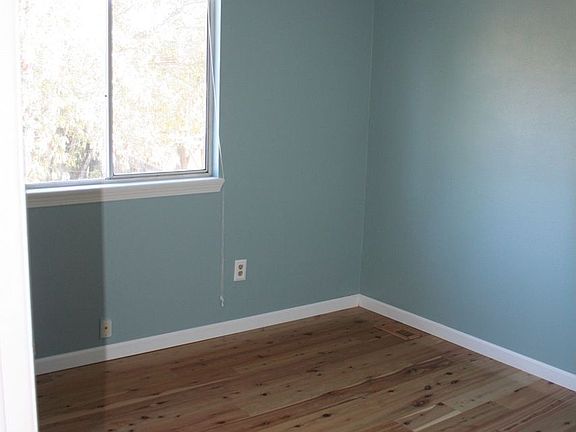 Office/bedroom2 (hardwood)