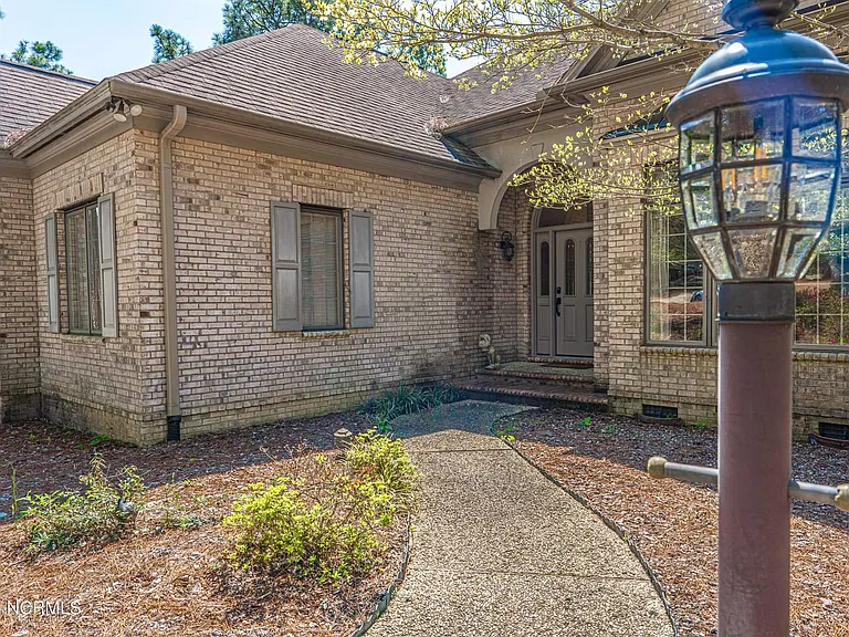 215 Plantation Dr — Photo 72