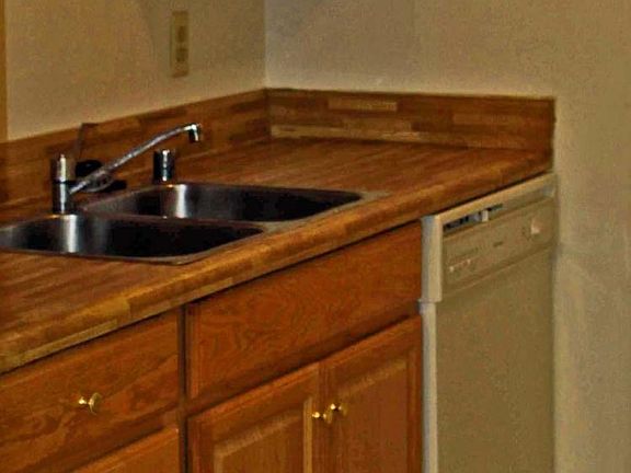 3rd image of 1525 Kenilworth Ct APT 8