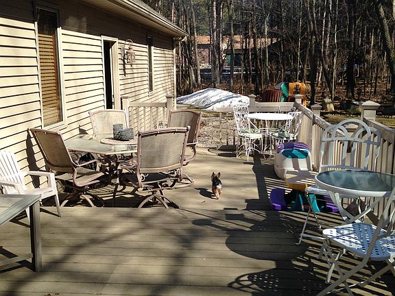 2nd image of 26 Flat River Dr SE