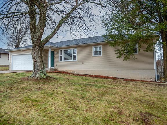 2nd image of 107 N Roundtree Ct